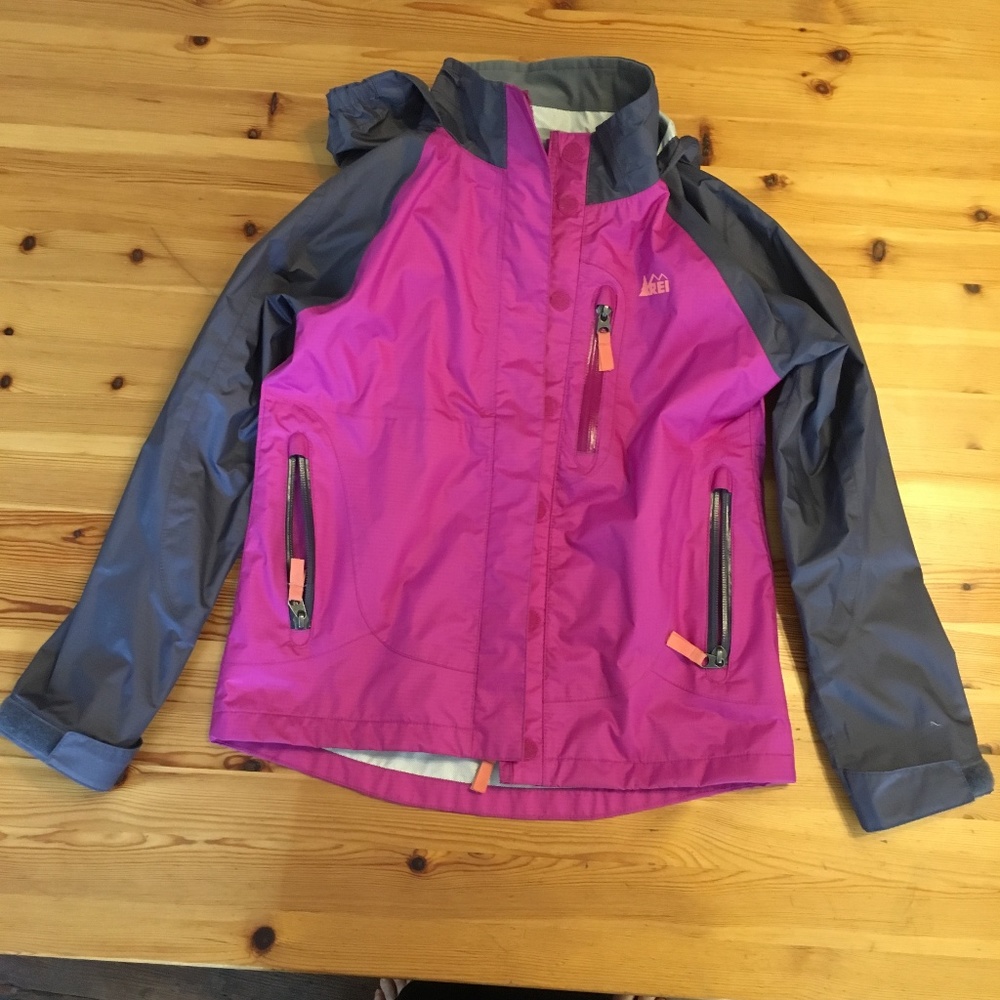 Girls REI Lightweight Rain Jacket - like new!